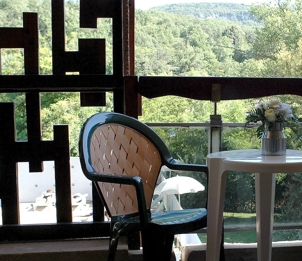 ULVF Hôtel Castel Luberon Apt France